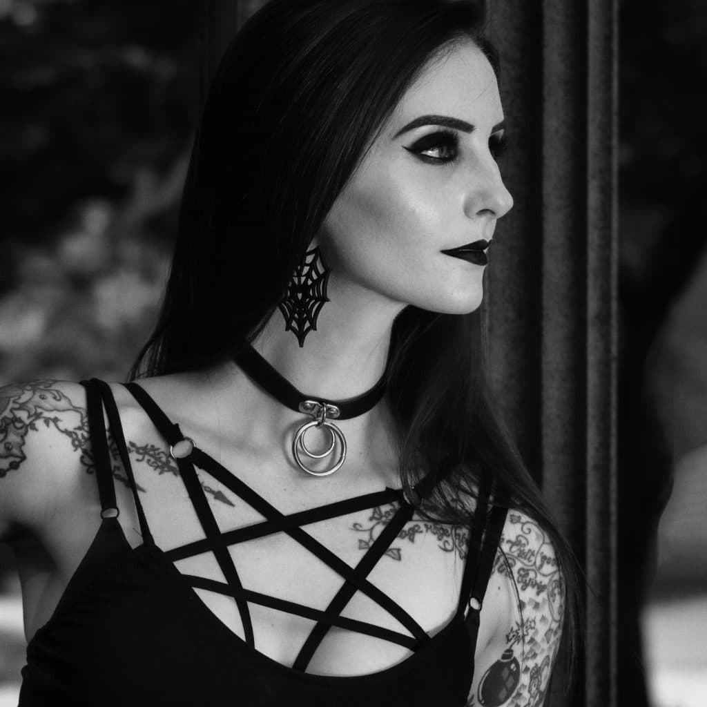 Gothic Blog Insights: From Dark Fashion to Historical Influences