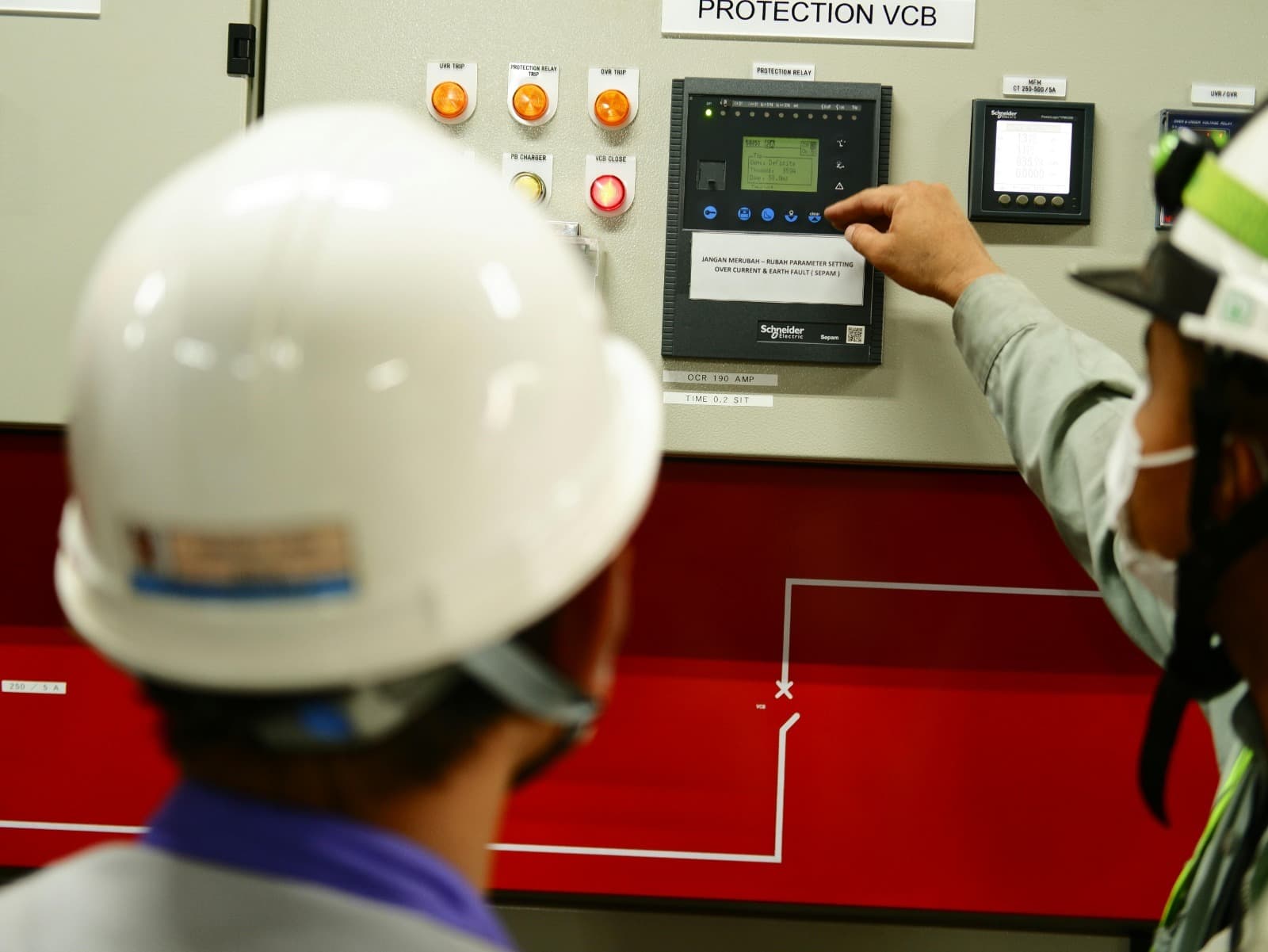 When to Call an Electrician vs DIY for Electrical Safety in Your NJ Property