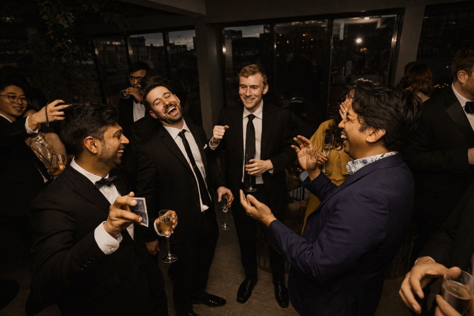 Corporate Magician Experiences That Bring Teams Together