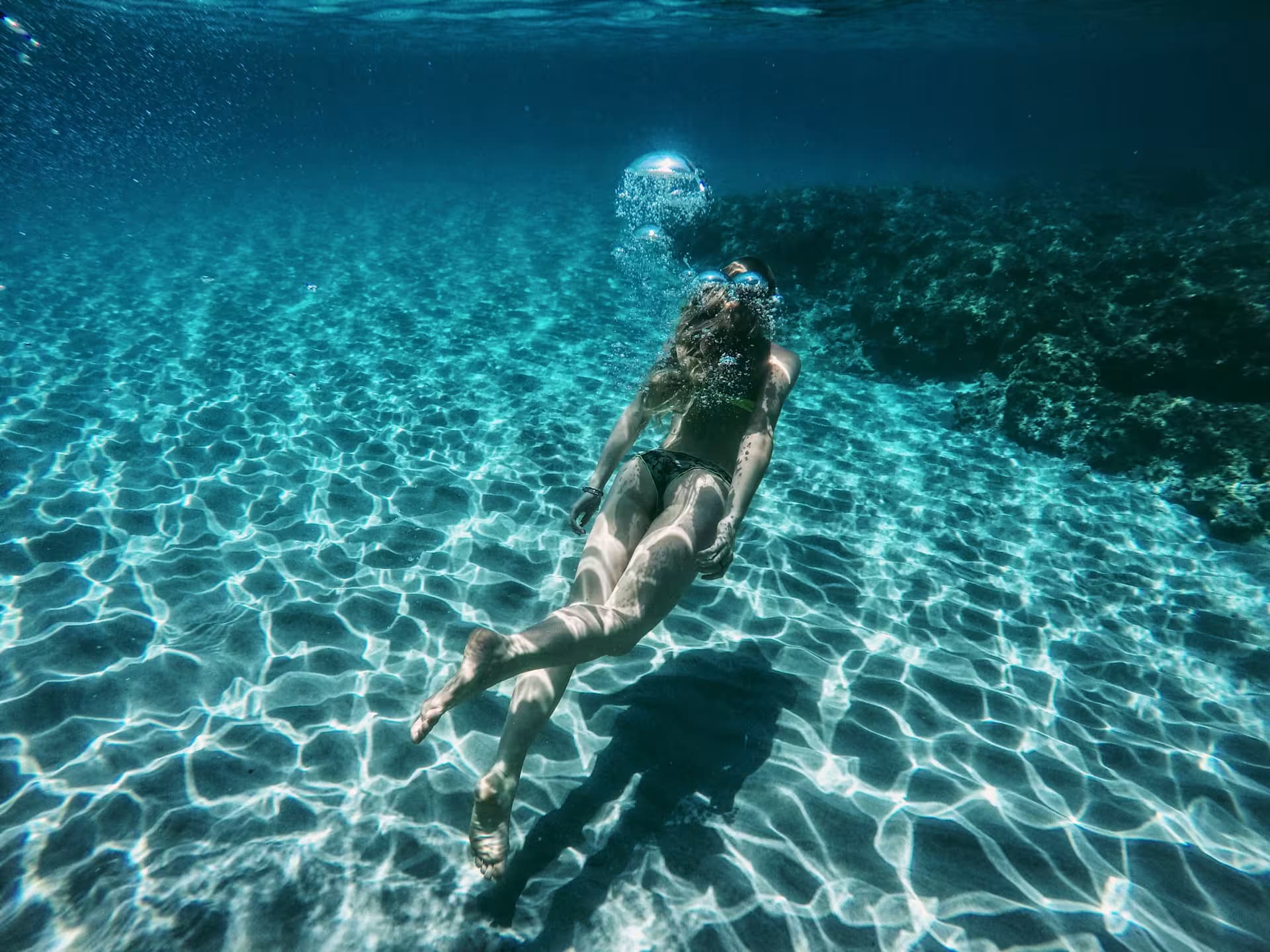 Plant-based scuba diving travel for eco-conscious divers worldwide