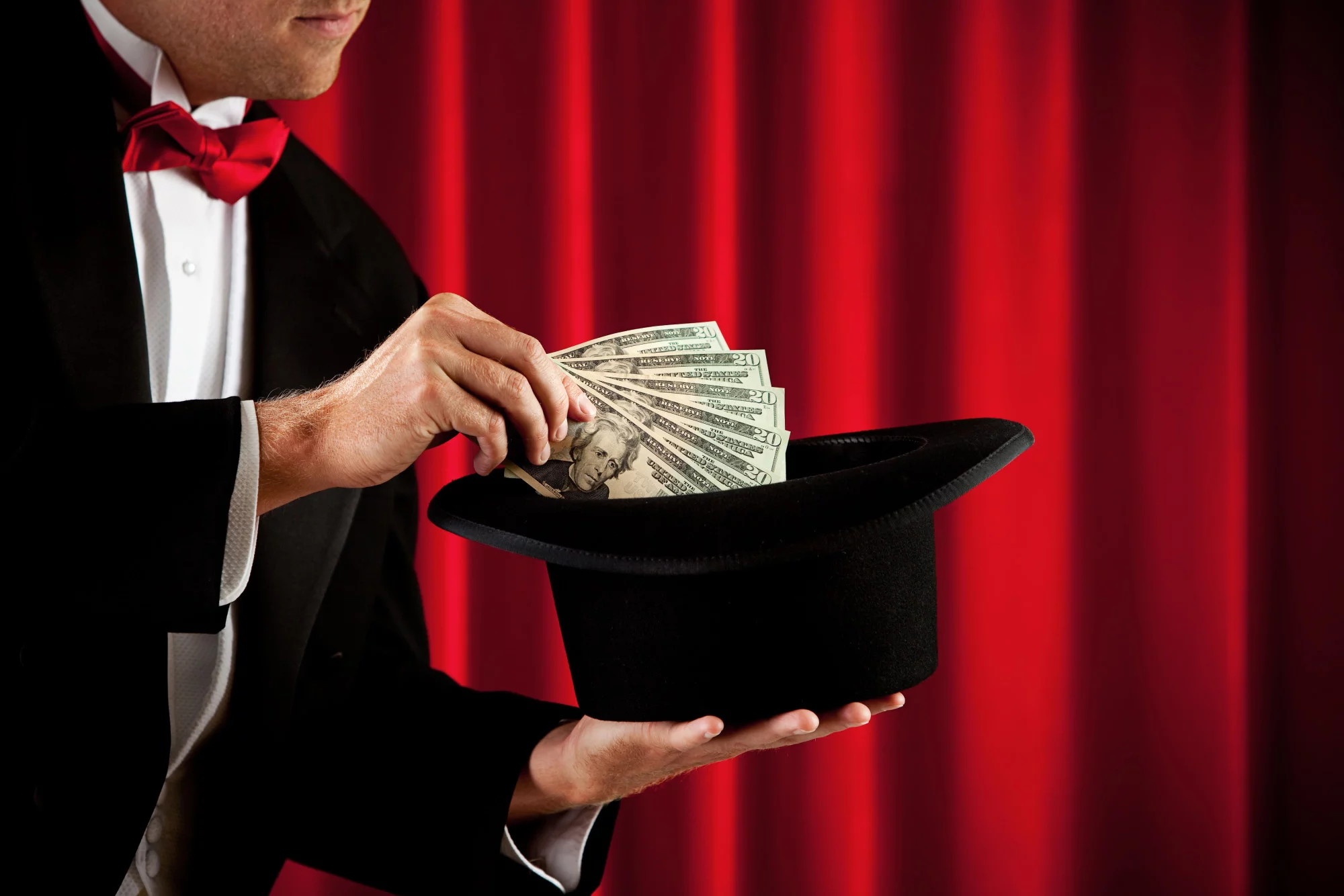 Magician Peter – Corporate Magician Experiences for Unforgettable Events